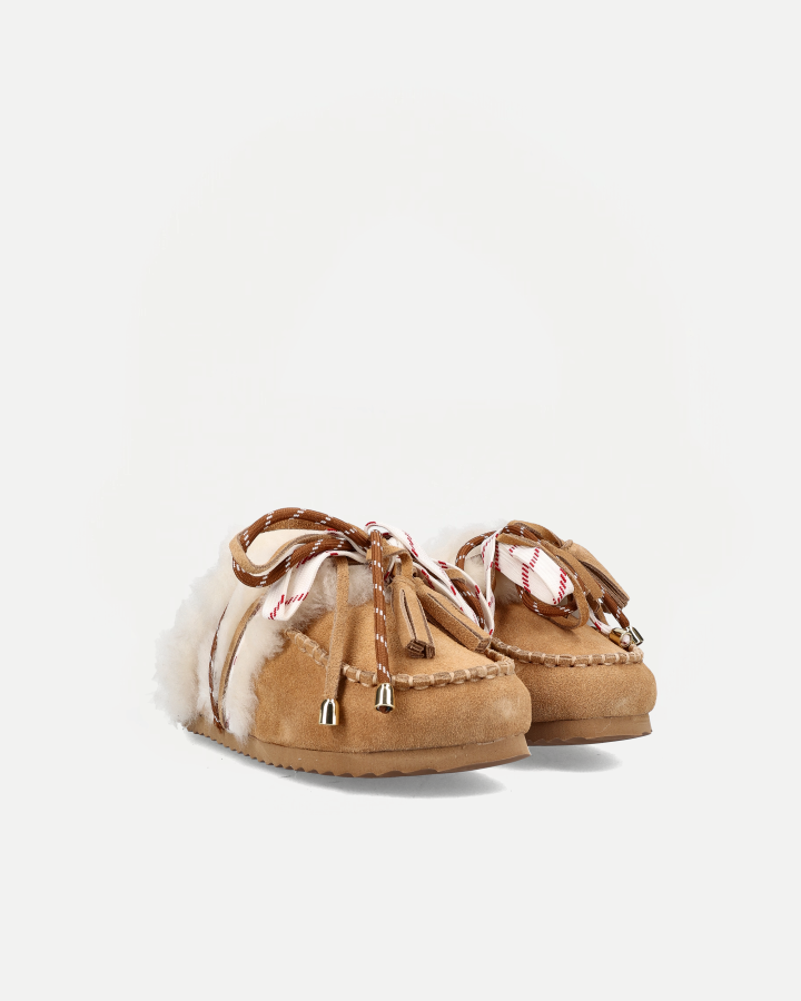 LACED UP SABOT SHEEPSKIN | Tan