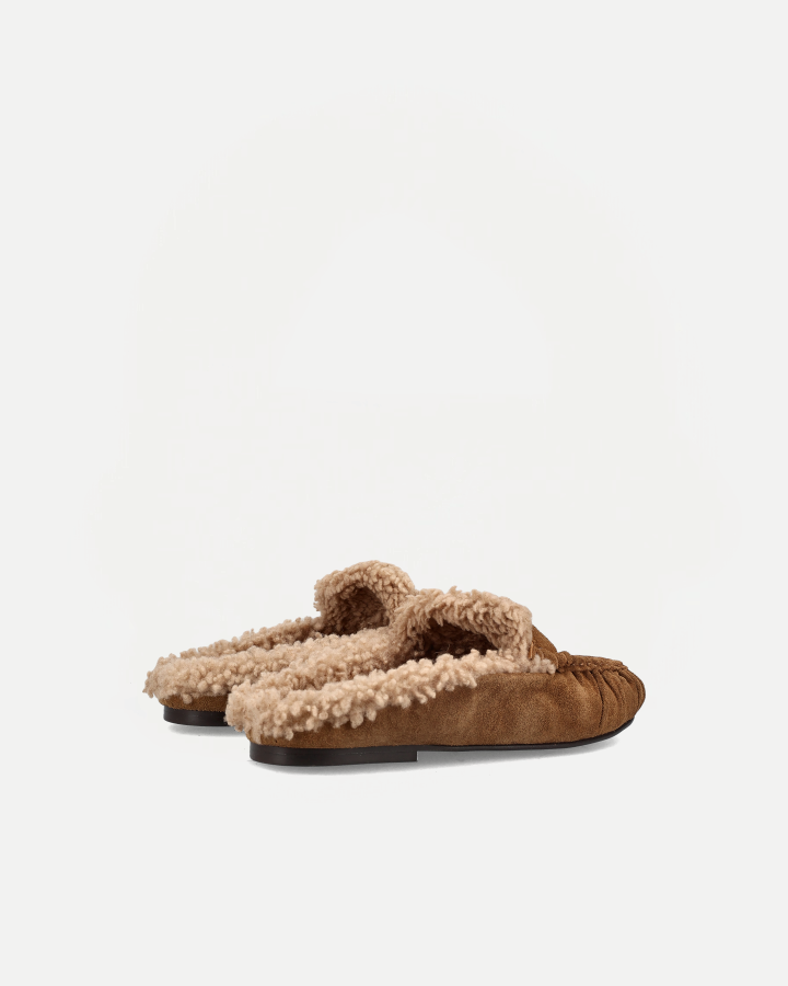 PIPER WINTER | SAND