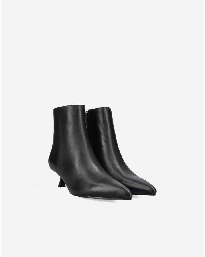 SAKURA BOOTIES | Black
