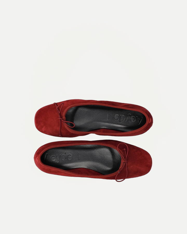 TIBY | Scarlet