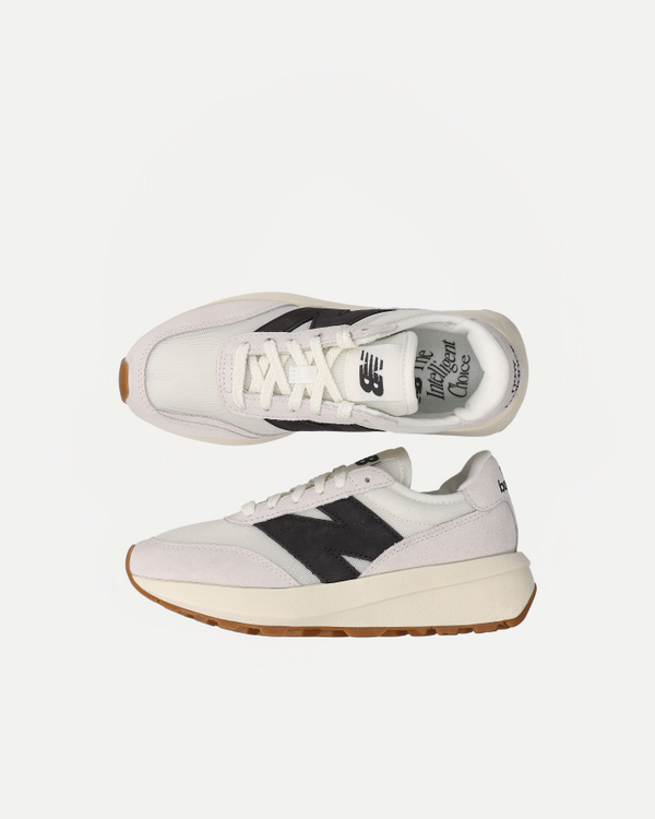 U370CA | Sea Salt / Black Cement
