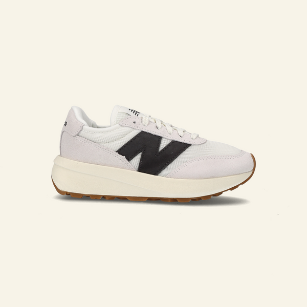 U370CA | Sea Salt / Black Cement