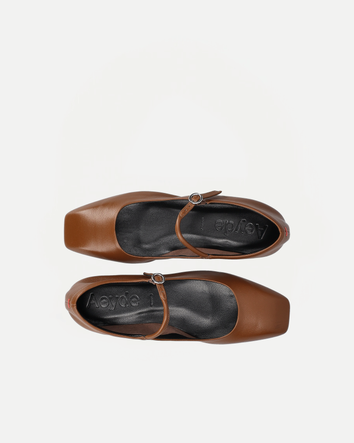 UMA |  Nappa Leather Tobacco